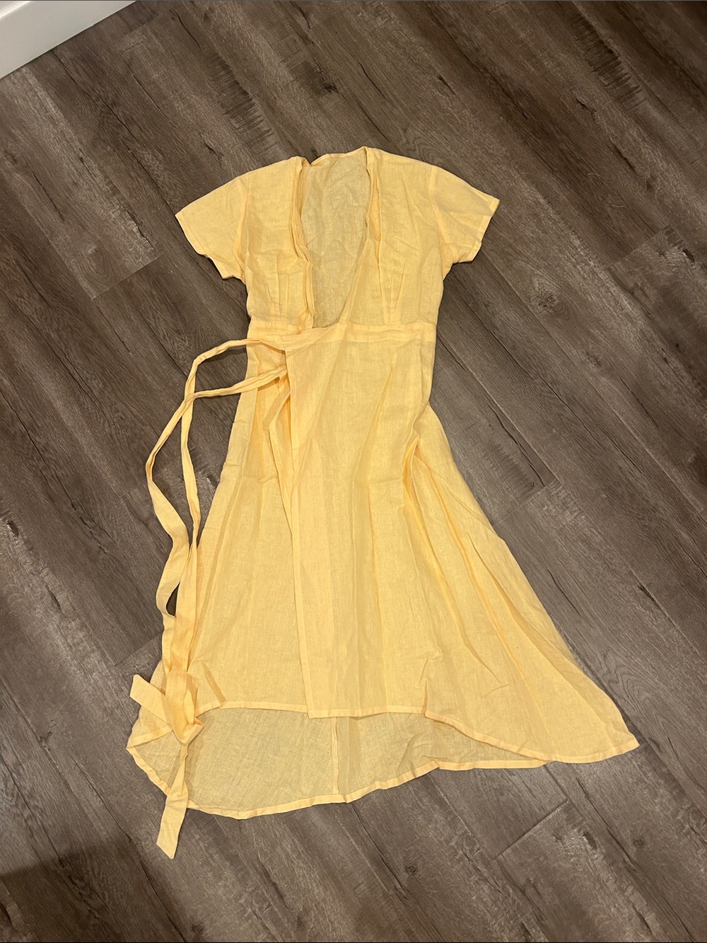 Van Palma Creamsicle Wrap Dress with Short Sleeves